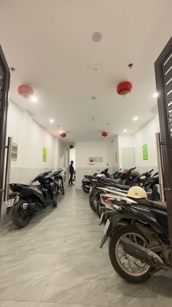 Bán nhà Khương Đình - diện tích 54m2 6 tầng - Thang máy, tổng 14 phòng khép kín - giá 15,5 tỷ