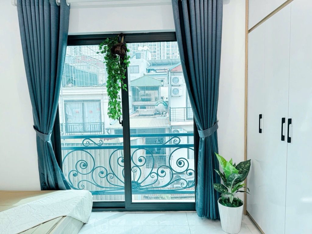 Bán nhà Khương Đình - diện tích 54m2 6 tầng - Thang máy, tổng 14 phòng khép kín - giá 15,5 tỷ