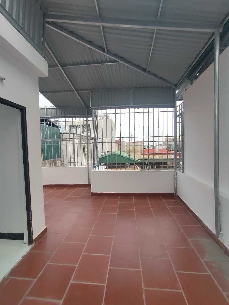 Bán nhà Tam Trinh - diện tích 38m2 5 tầng - Căn nhà vị trí rất đẹp, nói không với quy hoạch - giá 10,5 tỷ