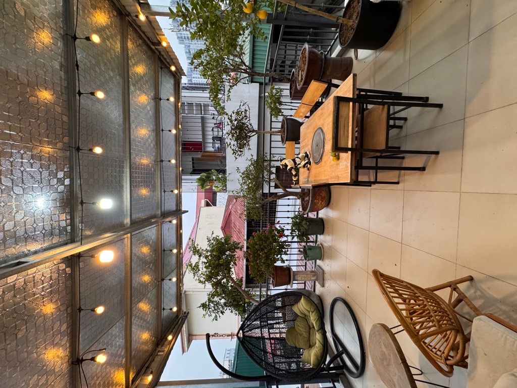 Bán nhà Đầm Trấu - diện tích 48m2 6 tầng - Ô tô đỗ cửa - giá 15,95 tỷ