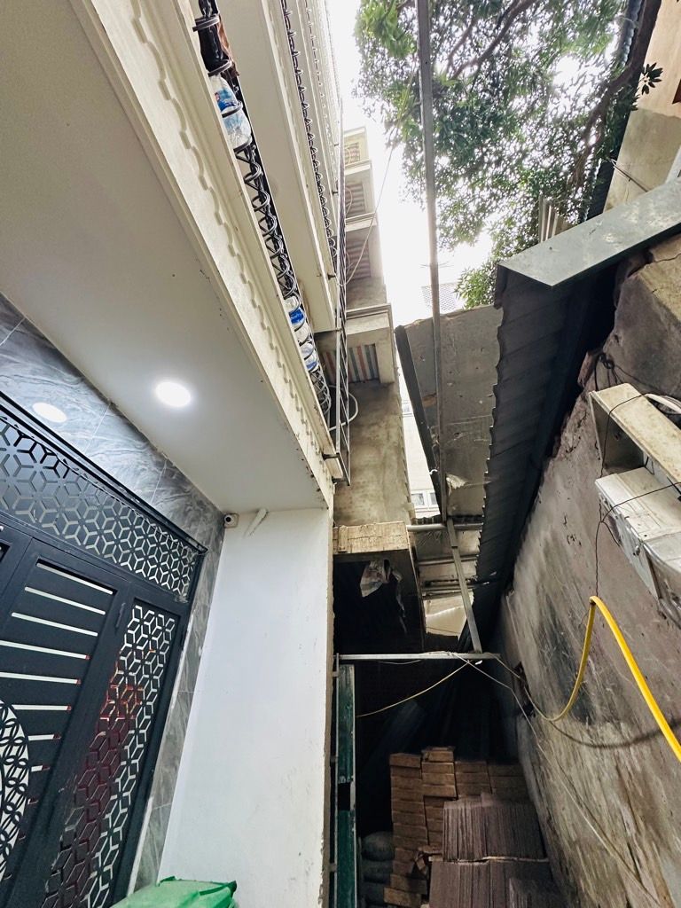 Bán nhà Chính Kinh - diện tích 88m2 7 tầng - Thang máy, sổ đỏ chính chủ - giá 20 tỷ