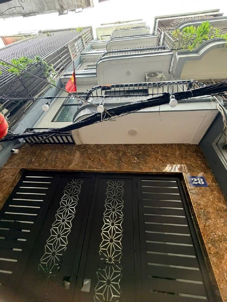 Bán nhà Bạch Đằng - diện tích 70m2 6 tầng - Ô tô đỗ cửa - giá 24 tỷ