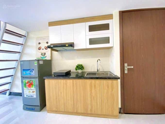 Bán nhà Bạch Đằng - diện tích 70m2 6 tầng - Ô tô đỗ cửa - giá 24 tỷ