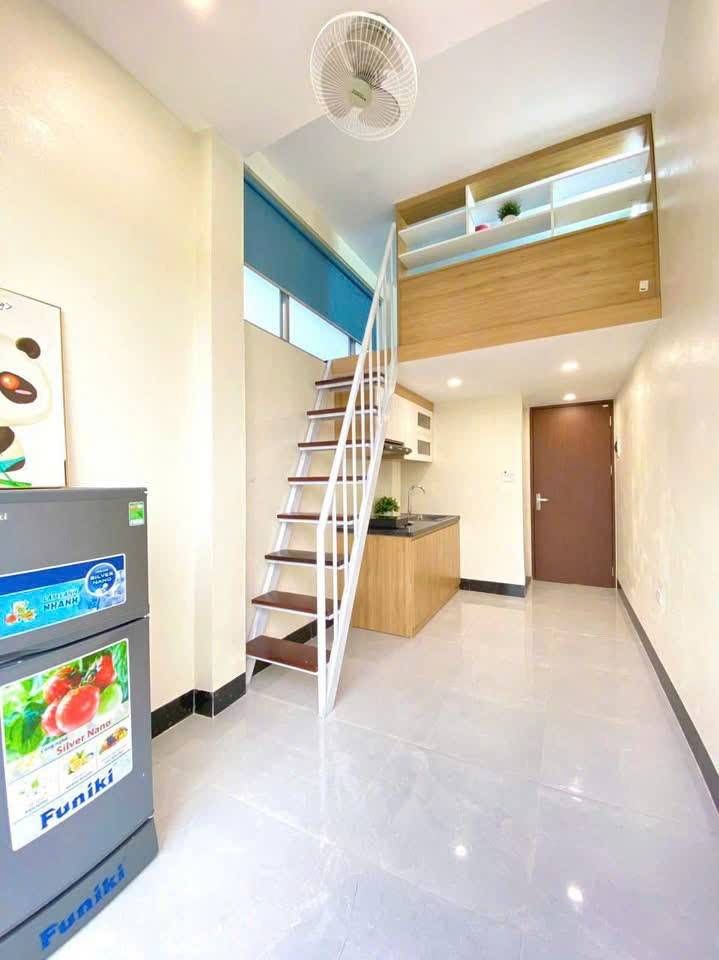 Bán nhà Bạch Đằng - diện tích 70m2 6 tầng - Ô tô đỗ cửa - giá 24 tỷ