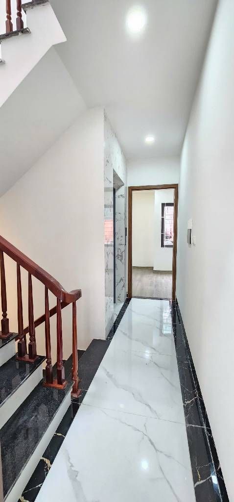 Bán nhà Ngõ Trại Cá - diện tích 51.7m2 5 tầng - Thang máy - giá 11,85 tỷ