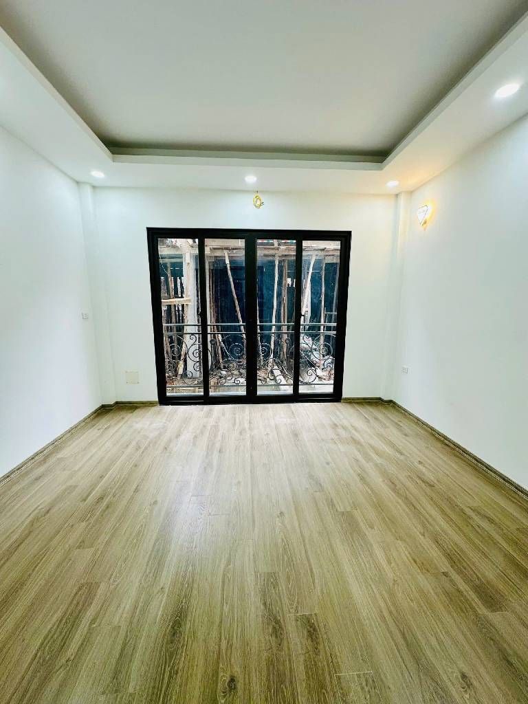 Bán nhà Ngõ Trại Cá - diện tích 51.7m2 5 tầng - Thang máy - giá 11,85 tỷ