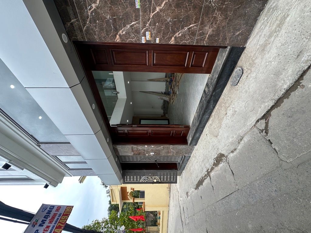 Bán nhà Khuyến Lương - diện tích 40m2 6 tầng - ô tô lùi cửa - giá 9,5 tỷ