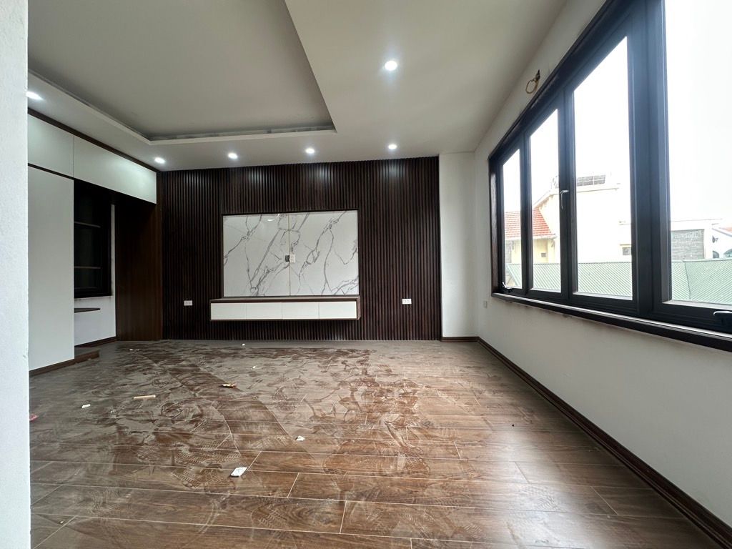 Bán nhà Khuyến Lương - diện tích 40m2 6 tầng - ô tô lùi cửa - giá 9,5 tỷ