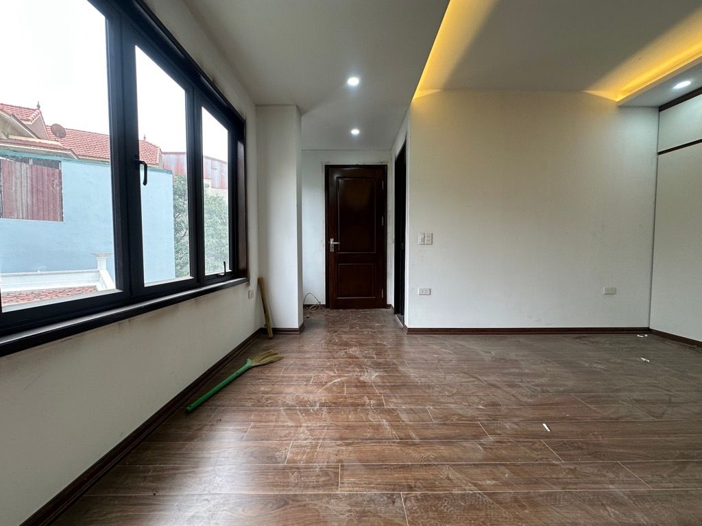 Bán nhà Khuyến Lương - diện tích 40m2 6 tầng - ô tô lùi cửa - giá 9,5 tỷ
