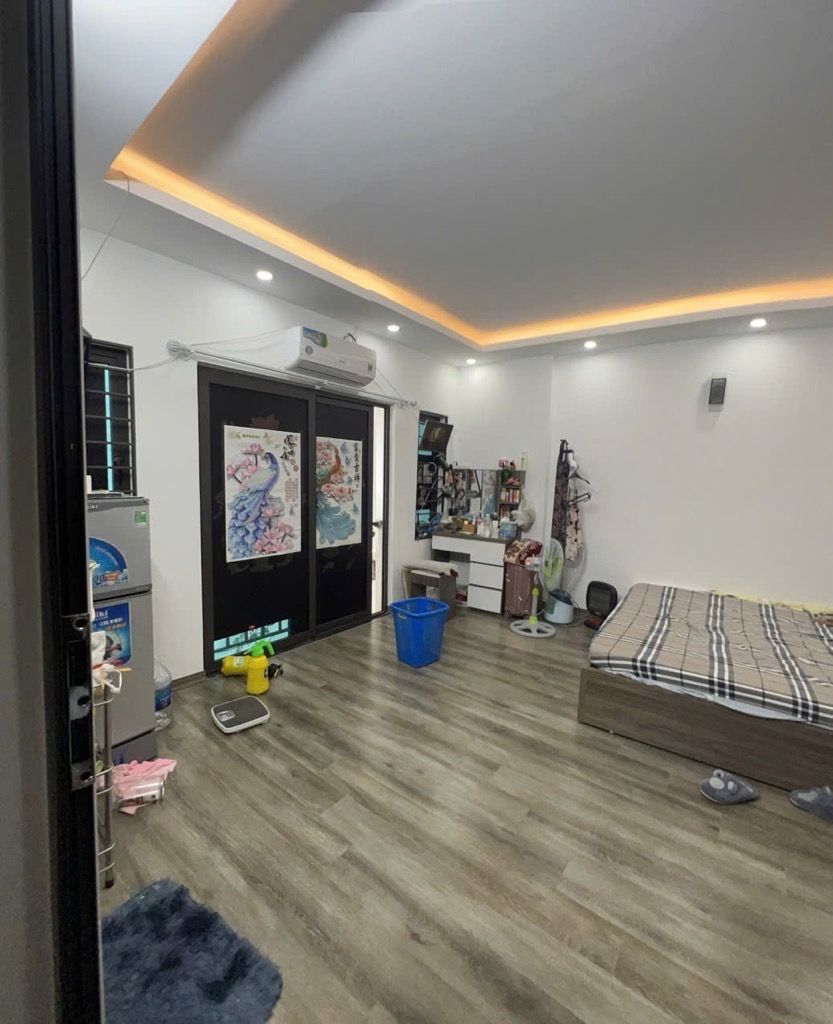 Bán nhà Hoàng Mai - diện tích 30m2 5 tầng - Nhà đẹp hiếm có - giá 8 tỷ