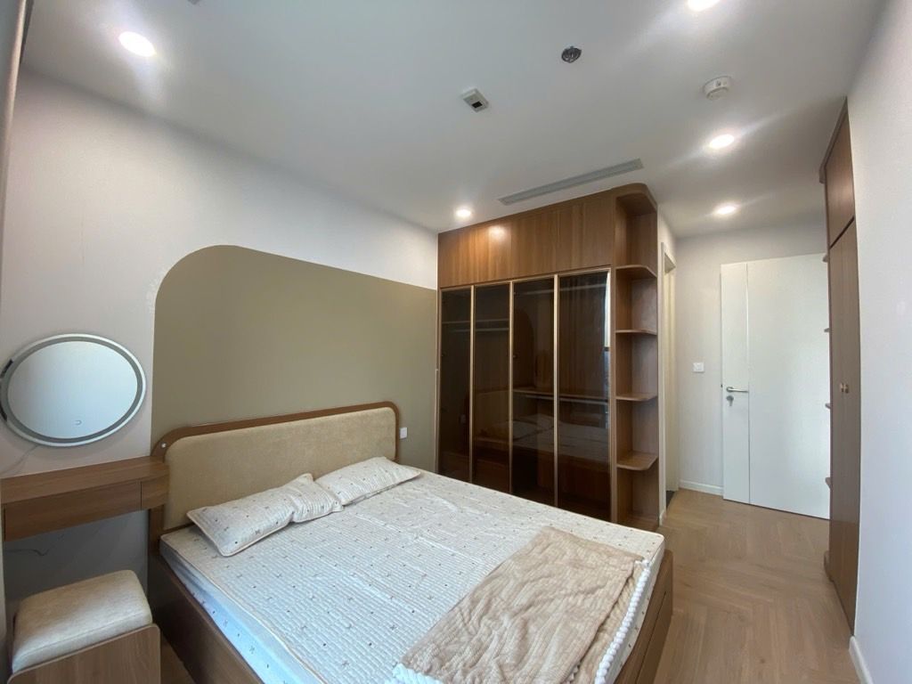 Bán nhà Đường Láng - diện tích 72m2 18 tầng - Căn hộ full nội thất sang trọng - giá 7,45 tỷ