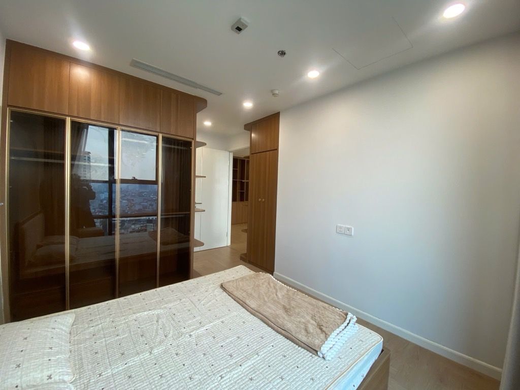 Bán nhà Đường Láng - diện tích 72m2 18 tầng - Căn hộ full nội thất sang trọng - giá 7,45 tỷ