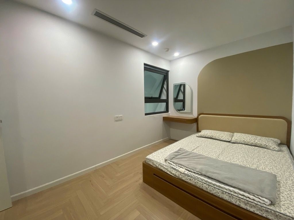 Bán nhà Đường Láng - diện tích 72m2 18 tầng - Căn hộ full nội thất sang trọng - giá 7,45 tỷ