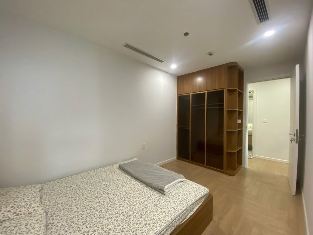 Bán nhà Đường Láng - diện tích 72m2 18 tầng - Căn hộ full nội thất sang trọng - giá 7,45 tỷ