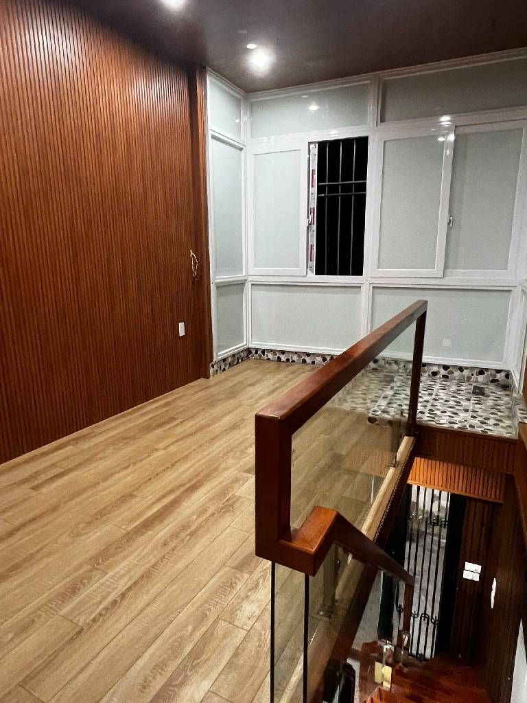 Bán nhà Tập thể Tân Mai - diện tích 55m2 2 tầng - Ô tô đỗ cửa - giá 3,75 tỷ