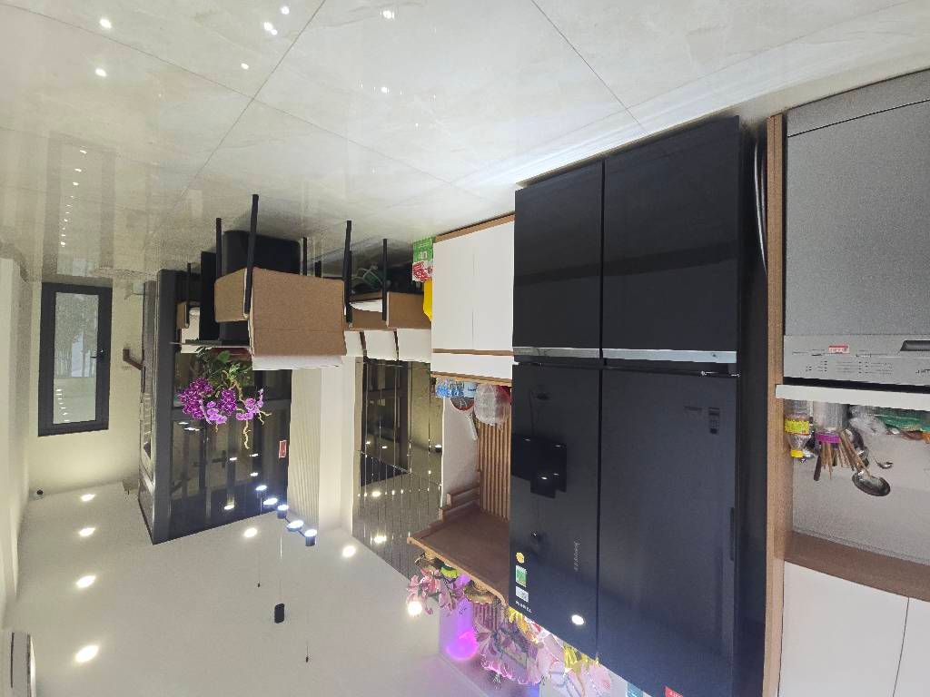 Bán nhà Dương Văn Bé - diện tích 45.6m2 6 tầng - Ô TÔ ĐỖ CỬA - giá 16 tỷ