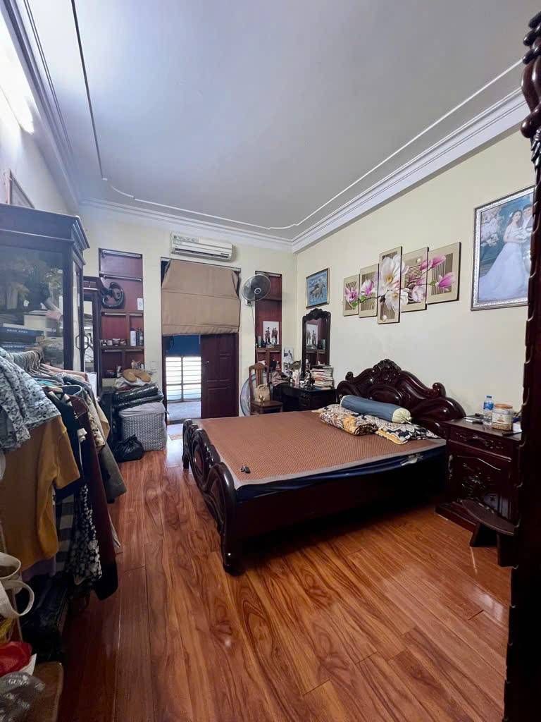 Bán nhà Khương Đình - diện tích 31m2 5 tầng - Nhà mặt phố, kinh doanh sầm uất - giá 17,9 tỷ