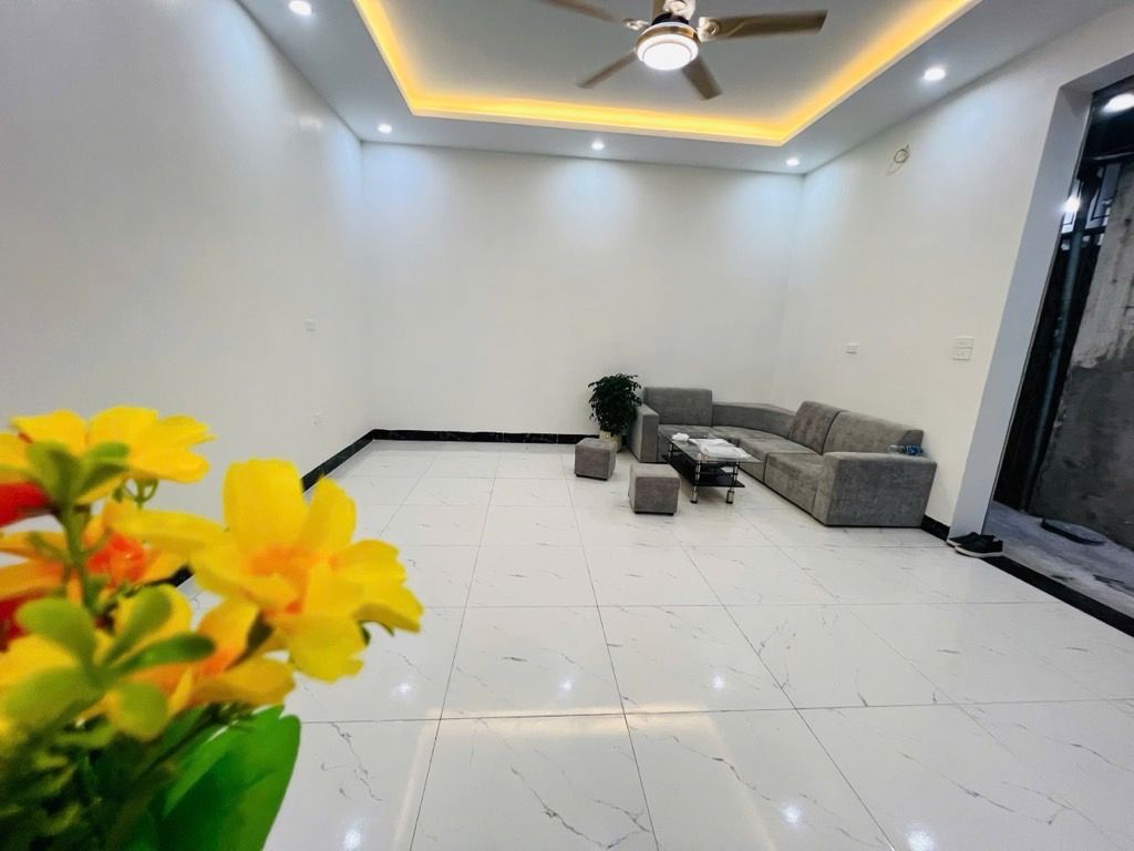 Bán nhà Giáp Nhị - diện tích 36m2 4 tầng - Ô tô đỗ cửa - giá 7,9 tỷ