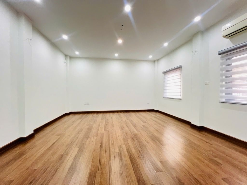 Bán nhà Giáp Nhị - diện tích 36m2 4 tầng - Ô tô đỗ cửa - giá 7,9 tỷ