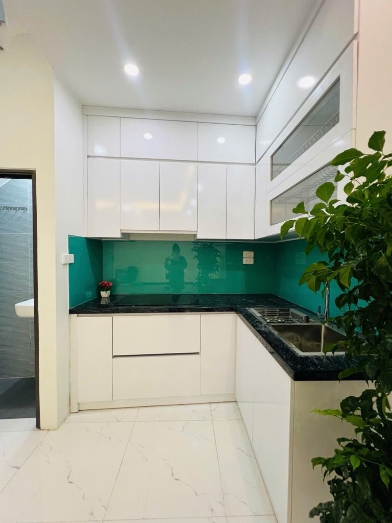 Bán nhà Giáp Nhị - diện tích 36m2 4 tầng - Ô tô đỗ cửa - giá 7,9 tỷ