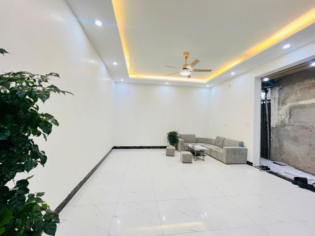 Bán nhà Giáp Nhị - diện tích 36m2 4 tầng - Ô tô đỗ cửa - giá 7,9 tỷ