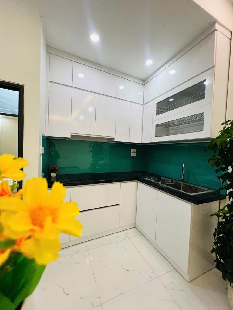 Bán nhà Giáp Nhị - diện tích 36m2 4 tầng - Ô tô đỗ cửa - giá 7,9 tỷ