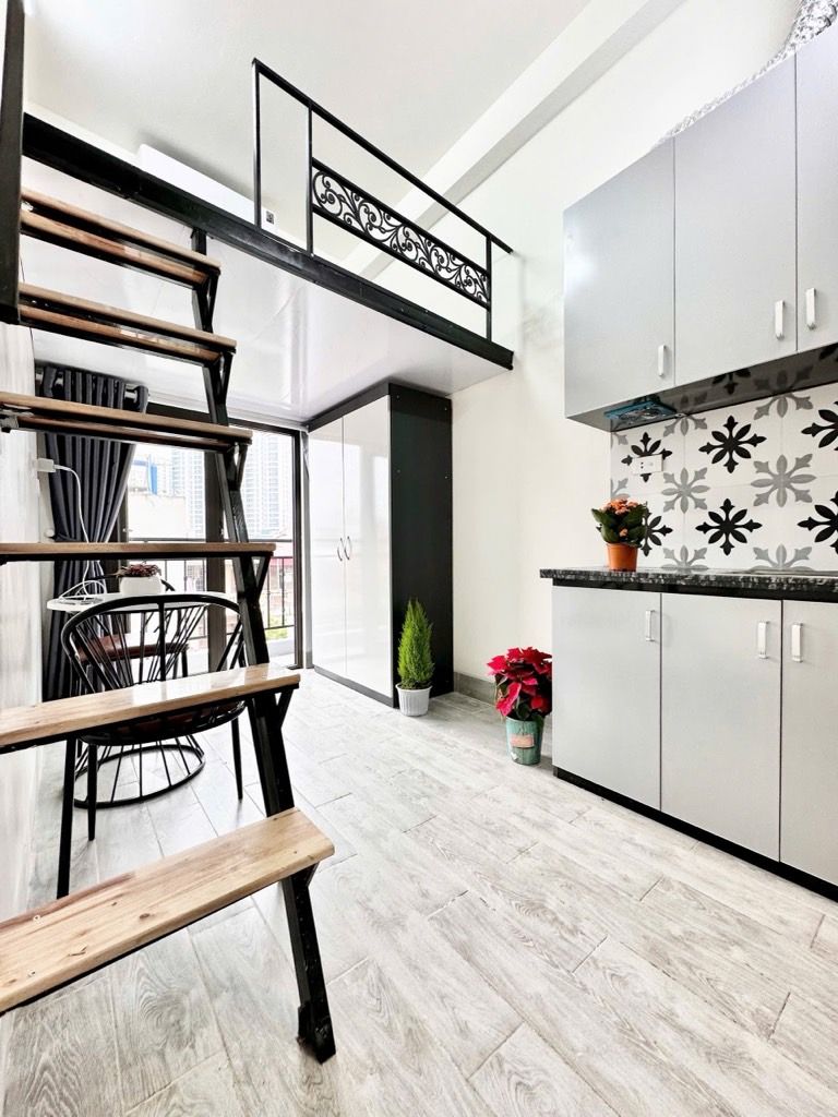 Bán nhà Minh Khai - diện tích 52m2 6 tầng - Thang máy - giá 12,9 tỷ