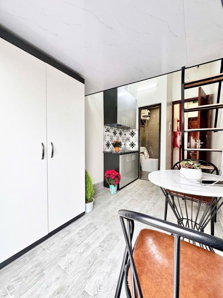 Bán nhà Minh Khai - diện tích 52m2 6 tầng - Thang máy - giá 12,9 tỷ