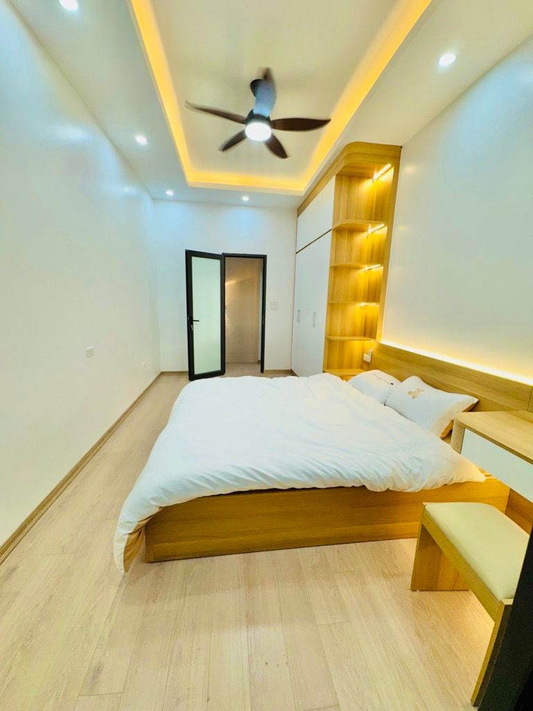 Bán nhà Giáp Nhị - diện tích 27m2 4 tầng - ô tô tránh - giá 4,6 tỷ