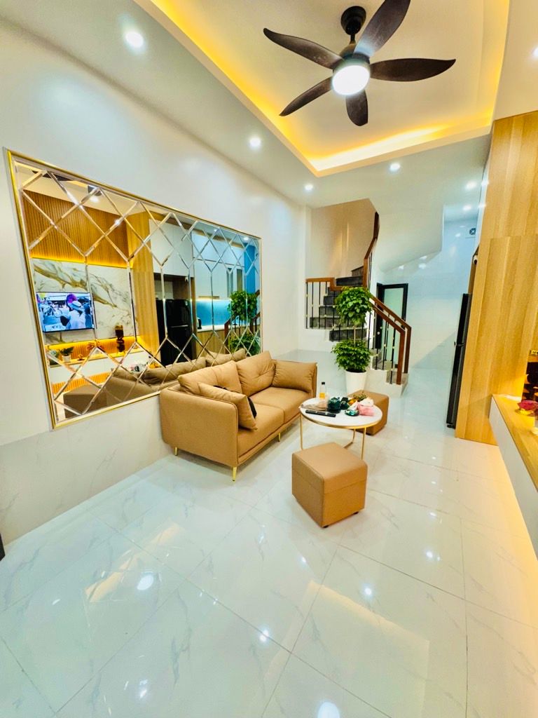 Bán nhà Giáp Nhị - diện tích 27m2 4 tầng - ô tô tránh - giá 4,6 tỷ