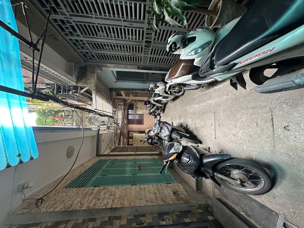 Bán nhà Võ Thị Sáu - diện tích 23m2 3 tầng - Nhà cũ cho sinh viên thuê - giá 3,5 tỷ