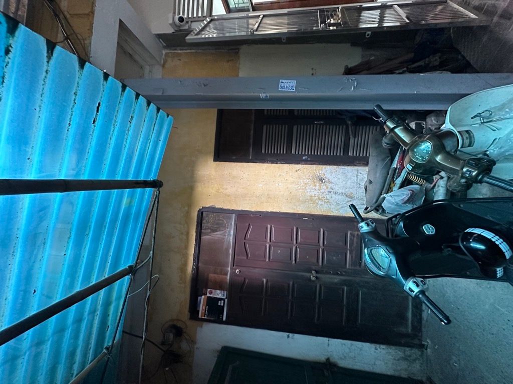 Bán nhà Võ Thị Sáu - diện tích 23m2 3 tầng - Nhà cũ cho sinh viên thuê - giá 3,5 tỷ