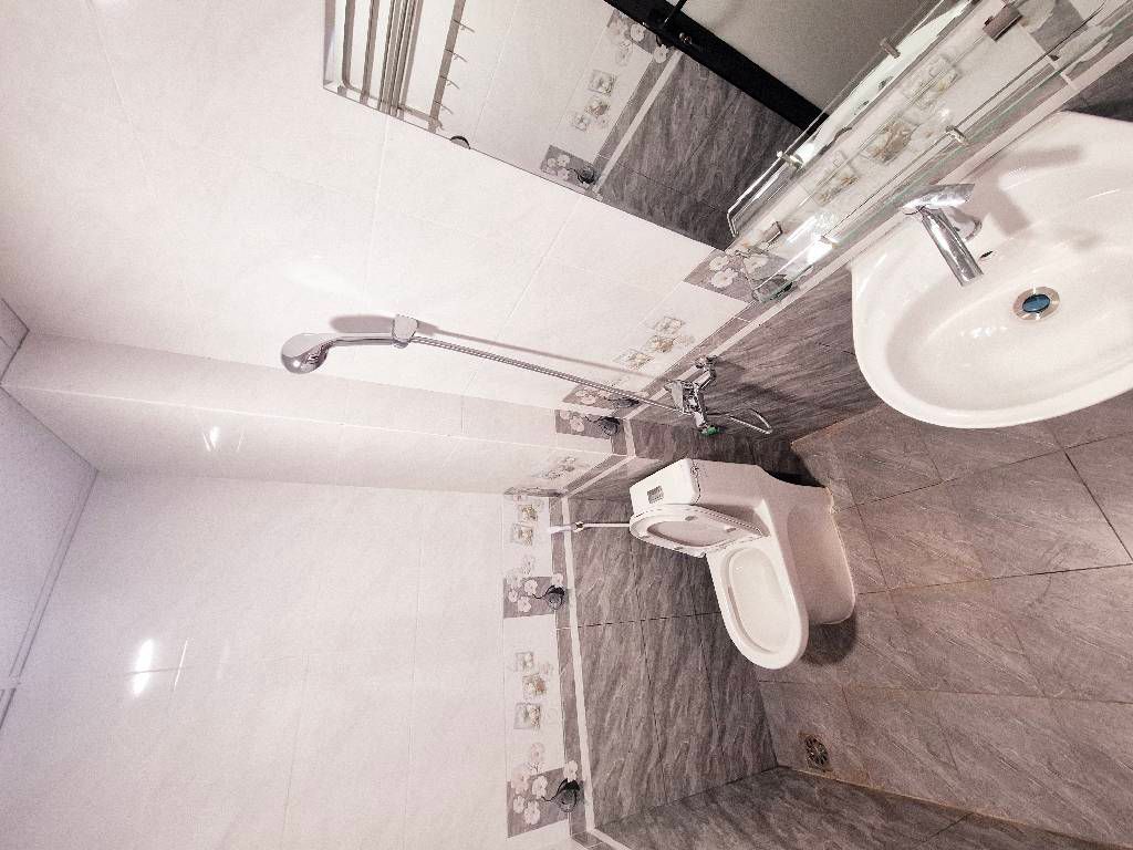 Bán nhà Thúy Lĩnh - diện tích 30m2 6 tầng - Nhà mới, thang máy, ô tô tải vào tận cổng - giá 7,25 tỷ