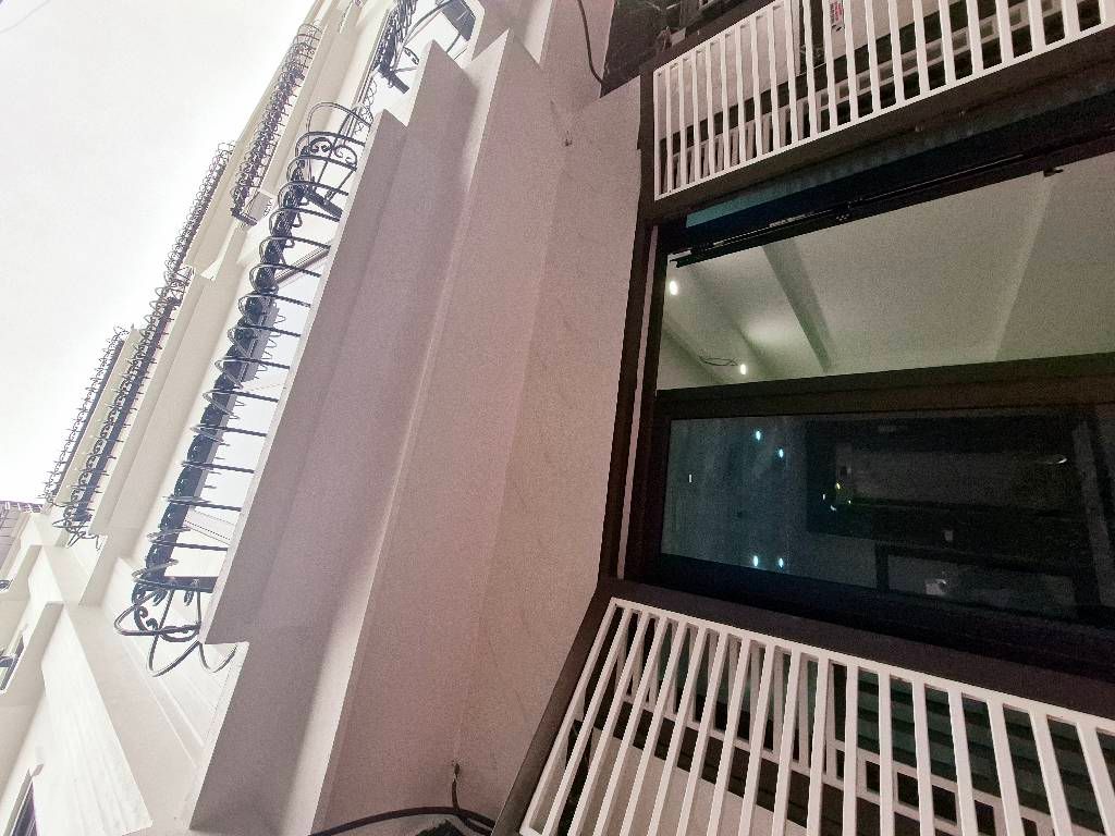 Bán nhà Thúy Lĩnh - diện tích 30m2 6 tầng - Nhà mới, thang máy, ô tô tải vào tận cổng - giá 7,25 tỷ