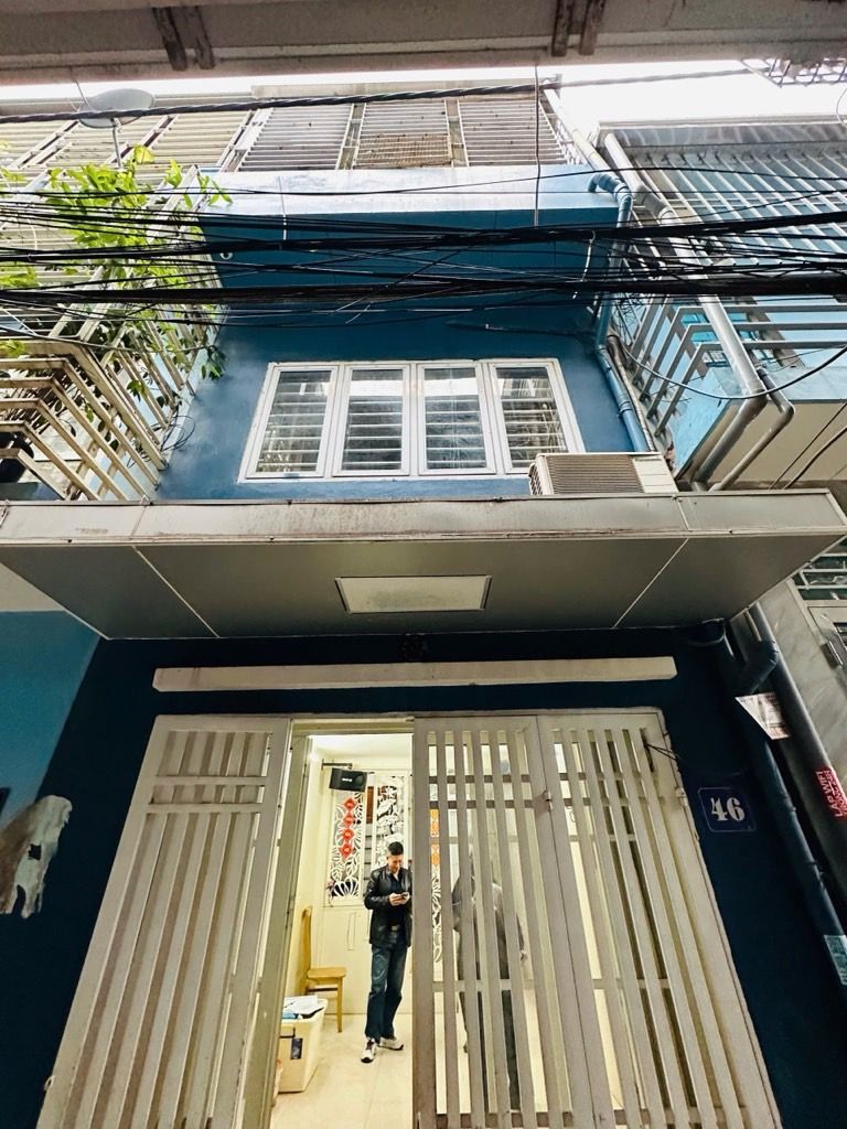 Bán nhà Định Công Thượng - diện tích 39m2 3 tầng - Nhà đẹp hiếm có - giá 3,35 tỷ