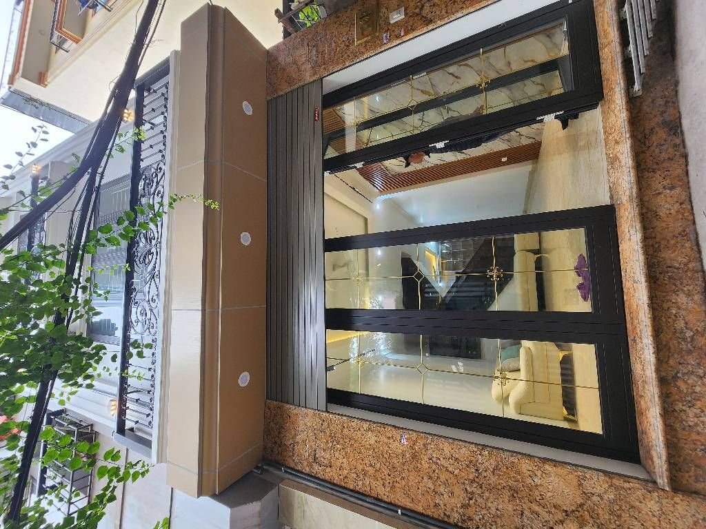 Bán nhà Ngũ Nhạc - diện tích 44m2 5 tầng - mặt ngõ thông ô tô - giá 12,5 tỷ