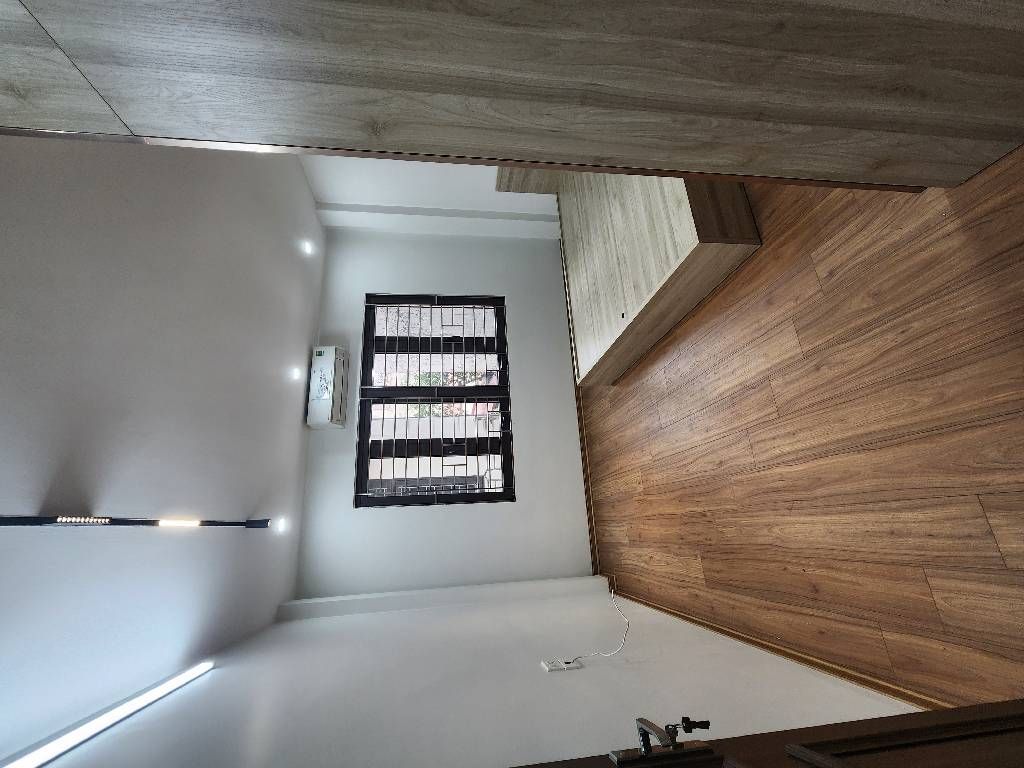 Bán nhà Ngũ Nhạc - diện tích 44m2 5 tầng - mặt ngõ thông ô tô - giá 12,5 tỷ