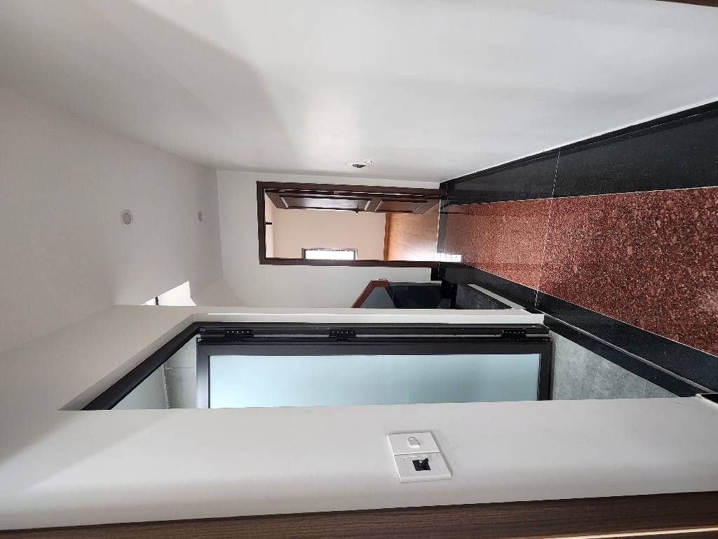 Bán nhà Ngũ Nhạc - diện tích 44m2 5 tầng - mặt ngõ thông ô tô - giá 12,5 tỷ