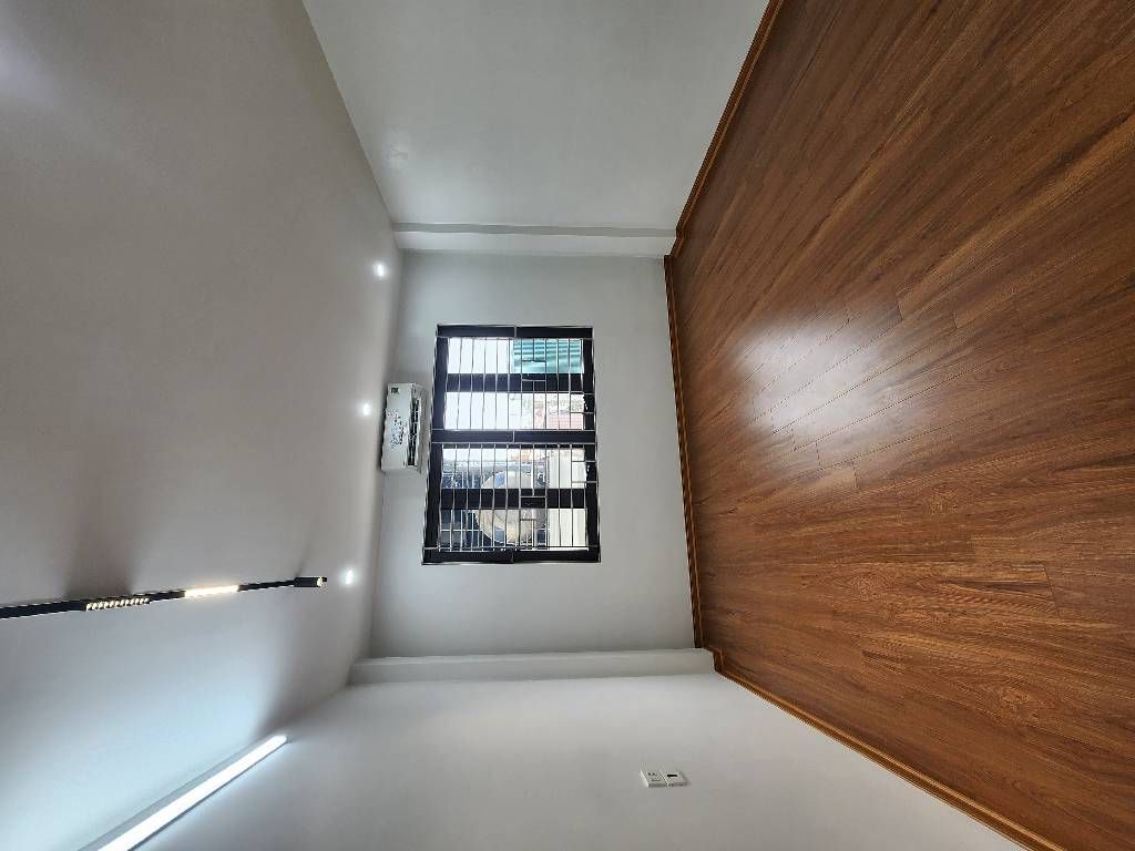 Bán nhà Ngũ Nhạc - diện tích 44m2 5 tầng - mặt ngõ thông ô tô - giá 12,5 tỷ