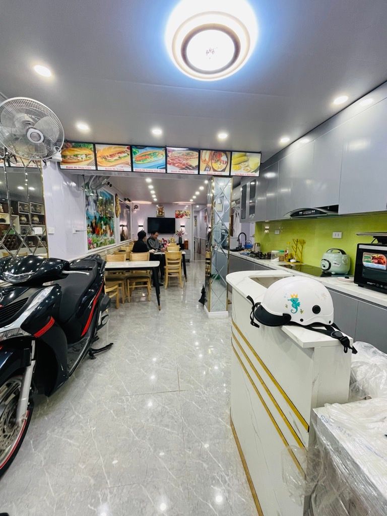 Bán nhà Tây Sơn - diện tích 30.7m2 1 tầng - Mặt ô tô tránh - giá 6,3 tỷ