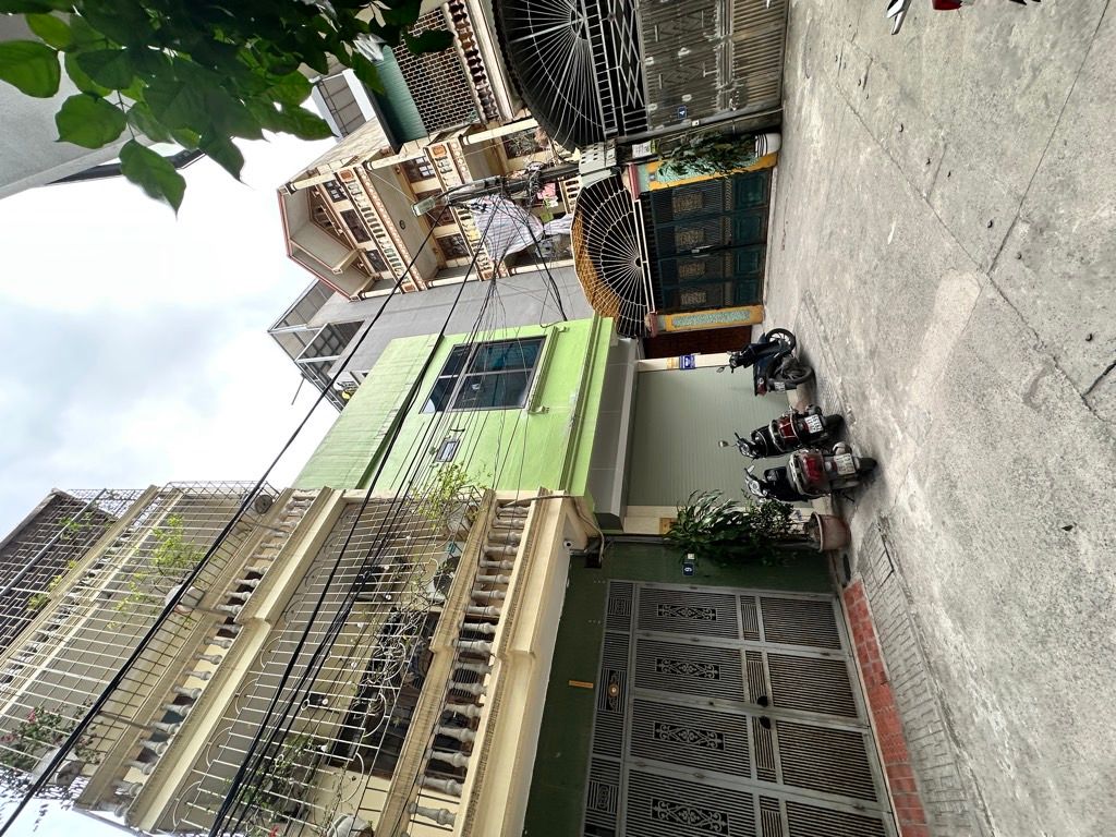 Bán nhà Bạch Đằng - diện tích 38.9m2 3 tầng - Lô góc ô tô chạy vòng quanh - giá 15,1 tỷ