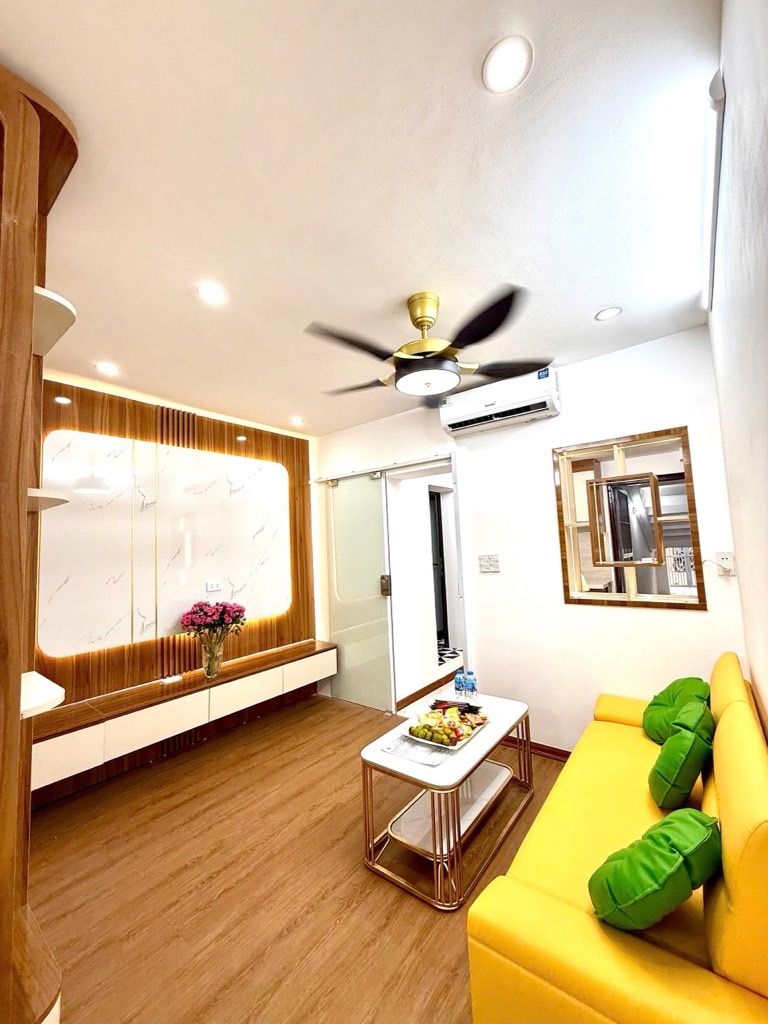 Bán nhà Tân Mai - diện tích 60m2 1 tầng - Ô tô đỗ cửa - giá 3,35 tỷ