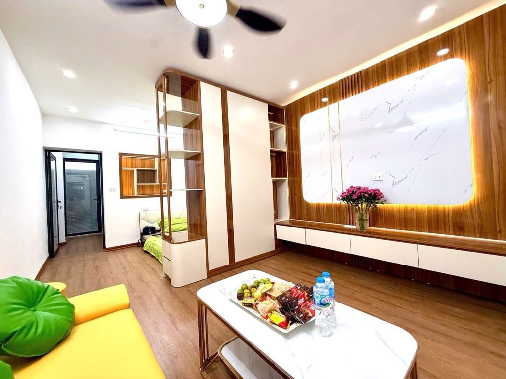 Bán nhà Tân Mai - diện tích 60m2 1 tầng - Ô tô đỗ cửa - giá 3,35 tỷ