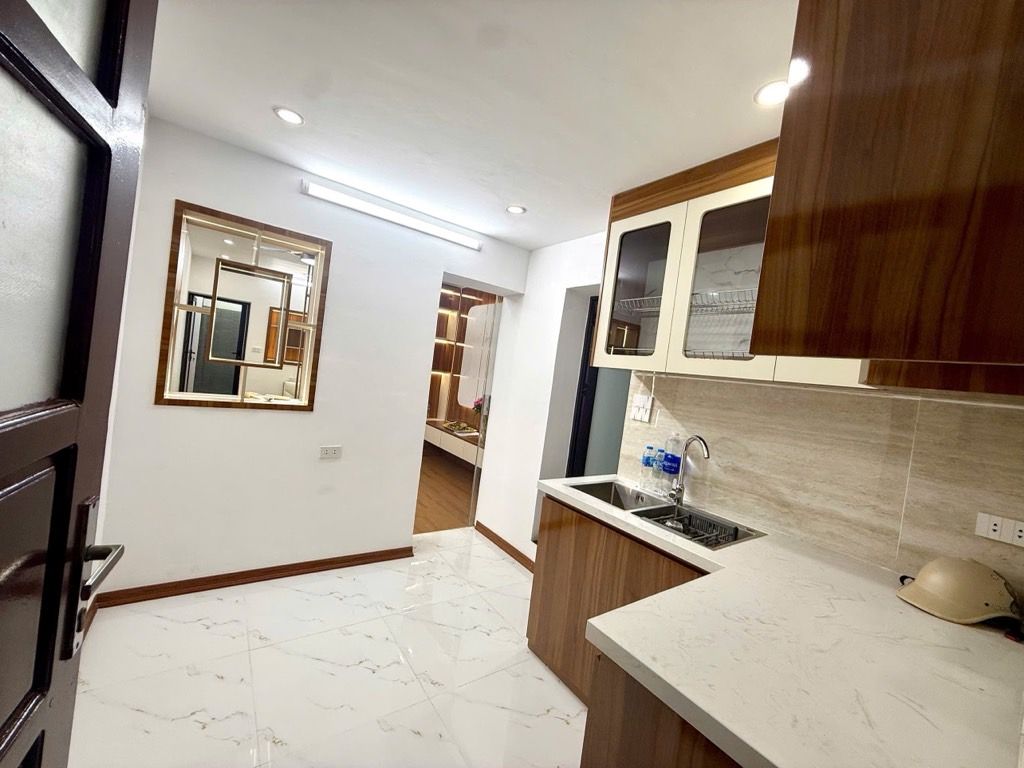 Bán nhà Tân Mai - diện tích 60m2 1 tầng - Ô tô đỗ cửa - giá 3,35 tỷ