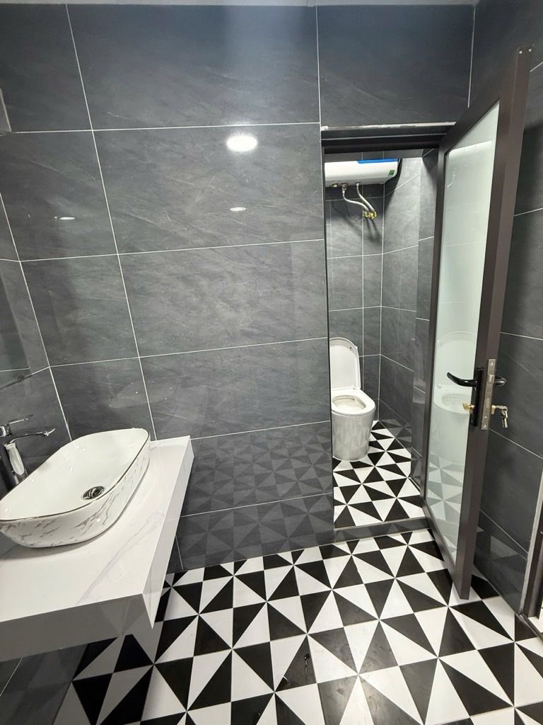 Bán nhà Tân Mai - diện tích 60m2 1 tầng - Ô tô đỗ cửa - giá 3,35 tỷ