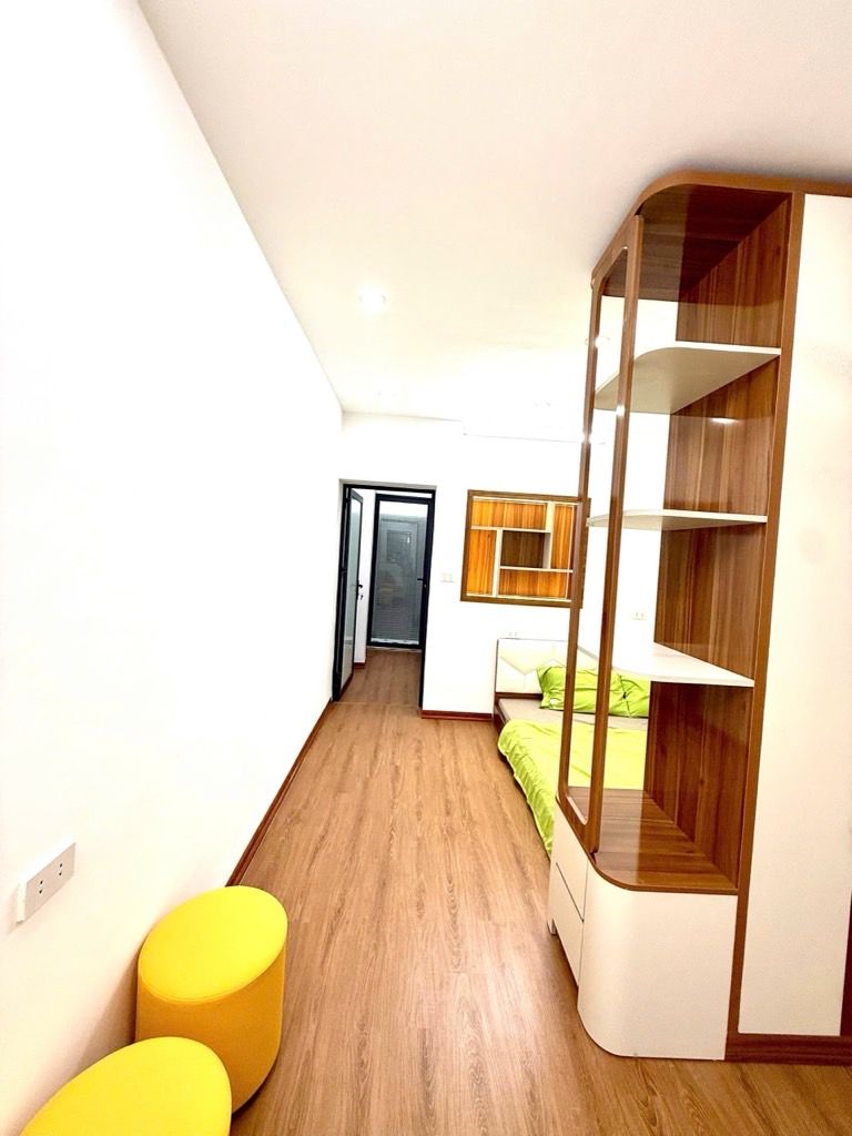 Bán nhà Tân Mai - diện tích 60m2 1 tầng - Ô tô đỗ cửa - giá 3,35 tỷ