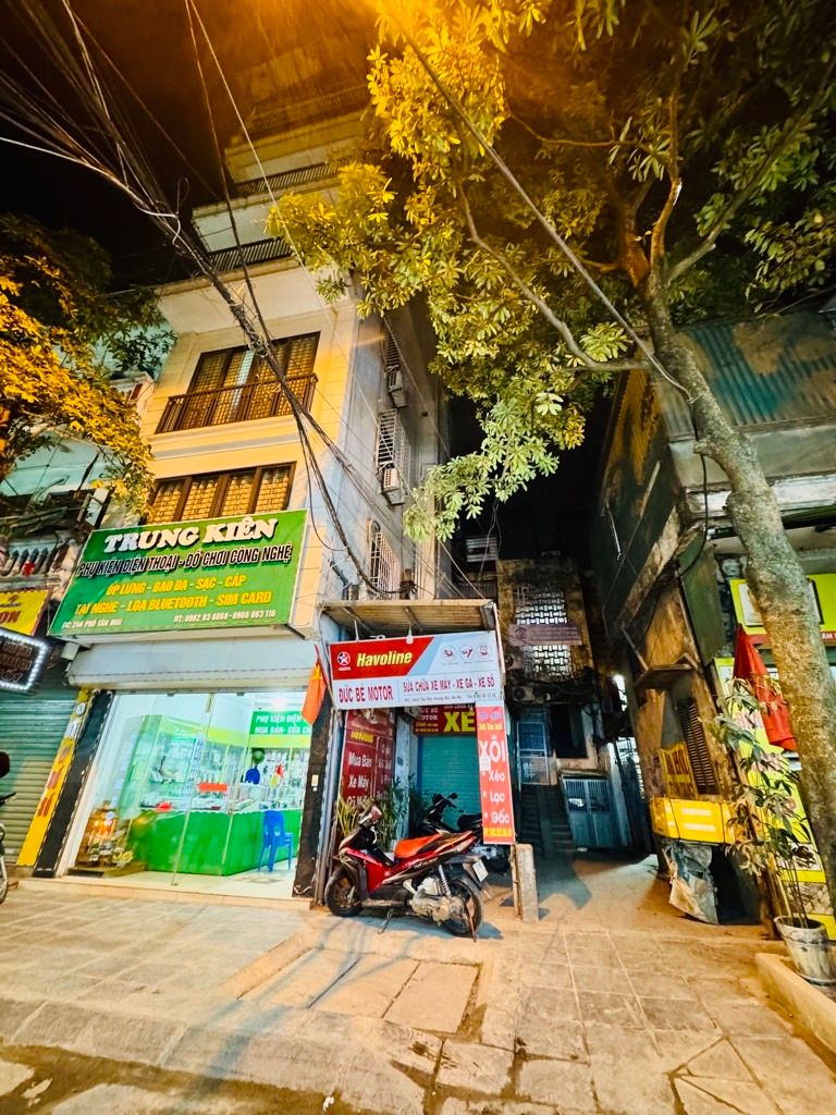 Bán nhà Tân Mai - diện tích 60m2 1 tầng - Ô tô đỗ cửa - giá 3,35 tỷ