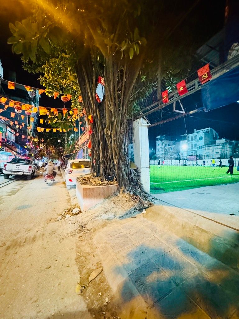 Bán nhà Tân Mai - diện tích 60m2 1 tầng - Ô tô đỗ cửa - giá 3,35 tỷ