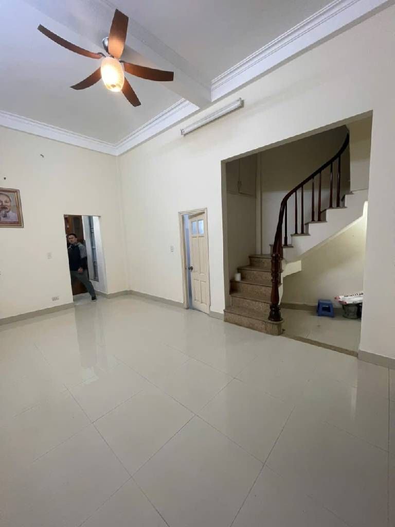 Bán nhà Dương Văn Bé - diện tích 55m2 4 tầng - Ô TÔ 50M - giá 12 tỷ