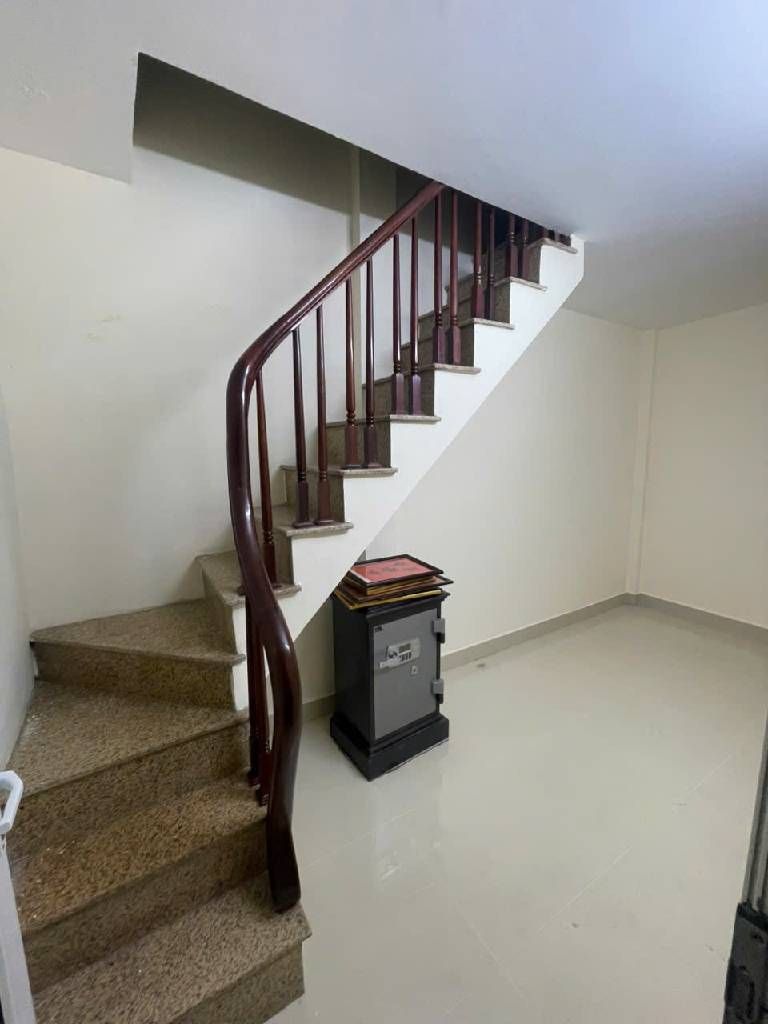 Bán nhà Dương Văn Bé - diện tích 55m2 4 tầng - Ô TÔ 50M - giá 12 tỷ